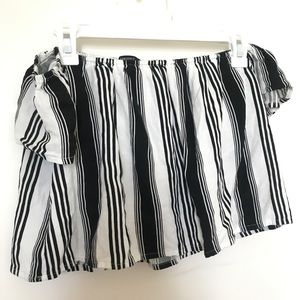 Black and white off the shoulder crop top